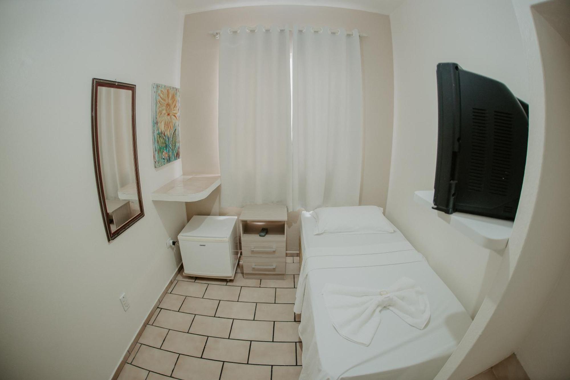 Hotel Dinamarca บัลเนอาริโอ กังโบริว ภายนอก รูปภาพ