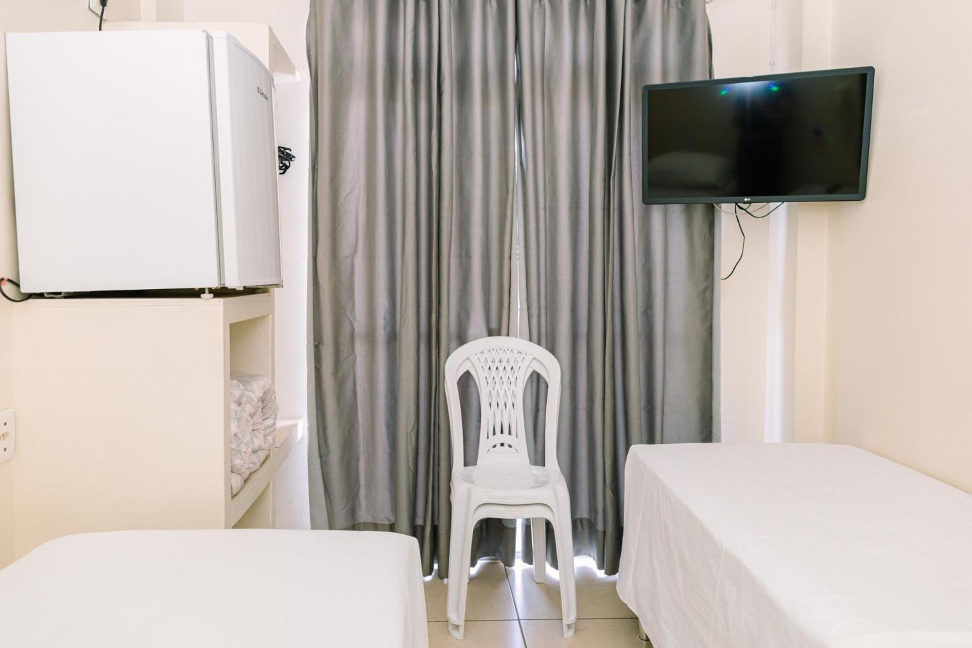 Hotel Dinamarca บัลเนอาริโอ กังโบริว ภายนอก รูปภาพ