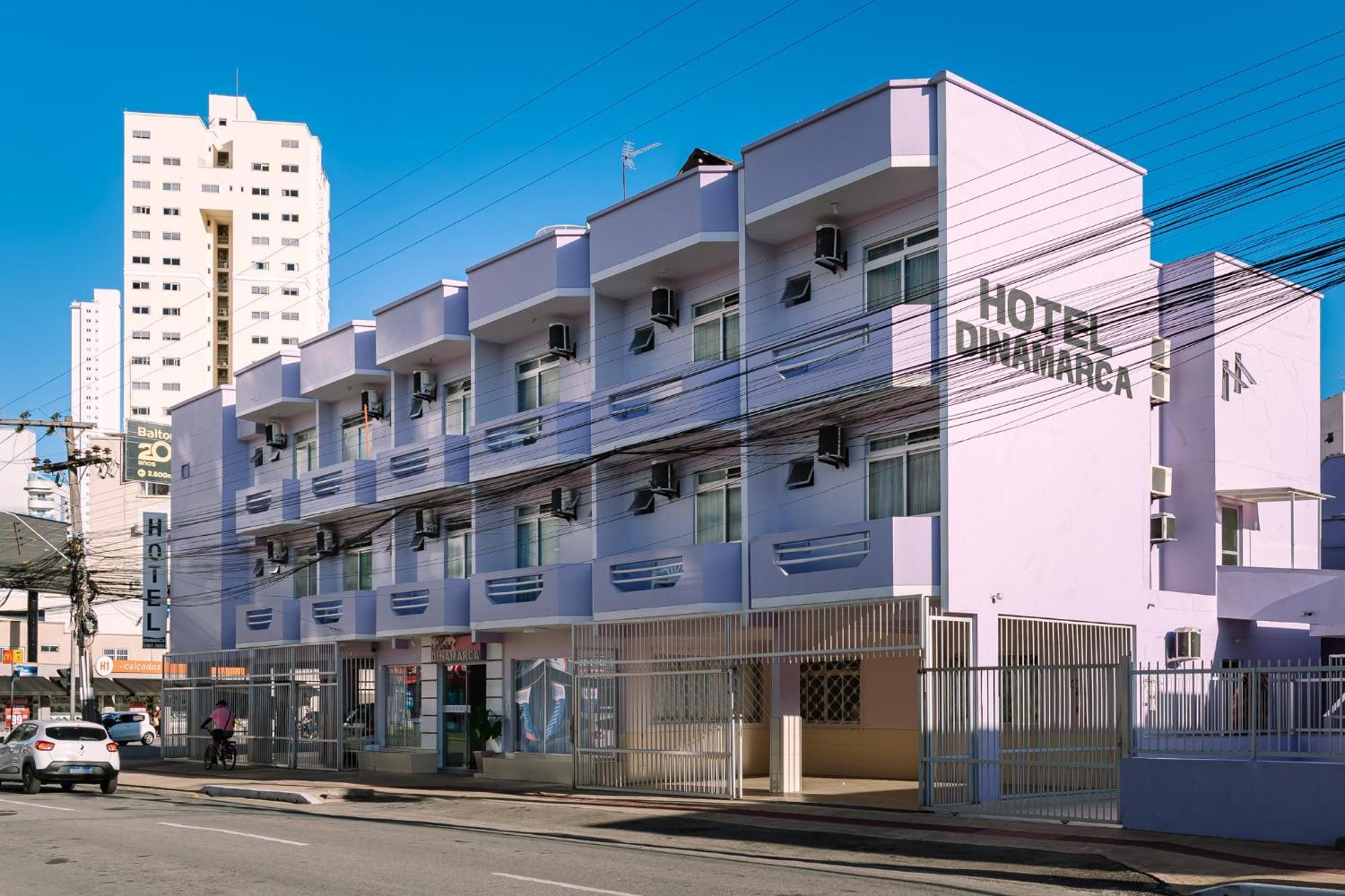 Hotel Dinamarca บัลเนอาริโอ กังโบริว ภายนอก รูปภาพ